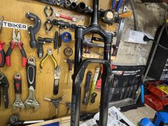 Rock shox revelation