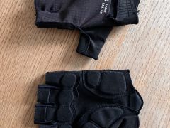 1, M