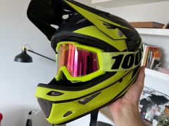 Specialized fullface prilba M