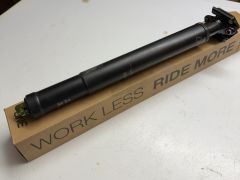 OneUp V2 - telskopická sedlovka 210x34,9