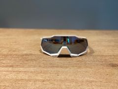 100% Speedtrap, Okuliare - Matte White - Hiper Blue Multilayer Mirror Lens
