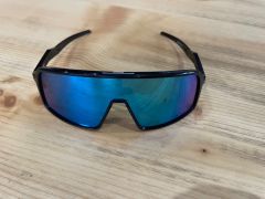 Oakley Sutro