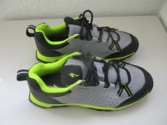 MTB Tretry Specialized vel.41