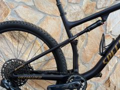 Specialized epic comp L kashima axs