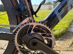 Factor Ostro Vam, top stav, top vybava