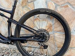 Specialized epic comp L kashima axs