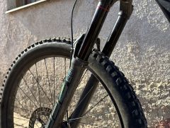 Rock shox zeb ultimate 29  170mm