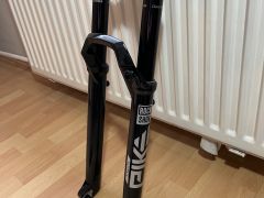 RockShox Pike Ultimate Flight Attendant 29 Nová