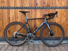 Factor Ostro Vam, top stav, top vybava