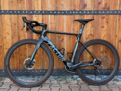 Factor Ostro Vam, top stav, top vybava