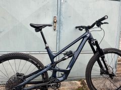 YT Capra Flight Attendant