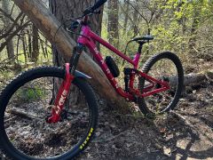 Marin Rift Zone 1 29 bicykel, ružová