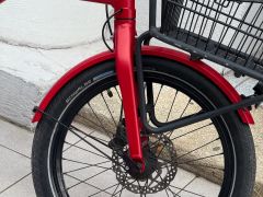 Compact cargo e-bike anglickej značky Raleigh