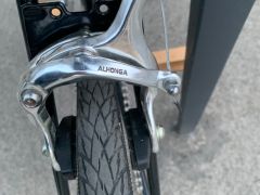 Predám prerobený mestský bicykel v čistom, elegantnom minimalistickom štýle.