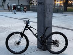 Mondraker Raze Carbon R Mind