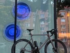 Cestný bicykel - Dura Ace, UCI karbónový rám