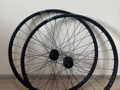 Karbónové Crank Brothers Synthesis 29