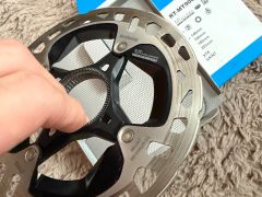 Shimano Rt-Mt900-Ss brzdový kotúč, 140 mm, Center Lock s vnút. maticou, Ice Tech. Freeza