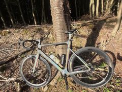 Cestný bicykel - Dura Ace, UCI karbónový rám