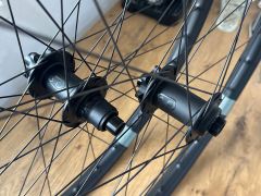 Karbónové Crank Brothers Synthesis 29