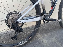 Canyon Lux WC CF6 - nový rám