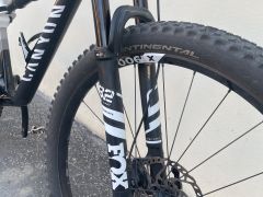 Canyon Lux WC CF6 - nový rám