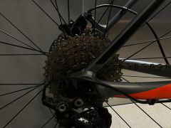 Zánovní Kellys Gate 30 29kola , Shimano XT, pevné osy