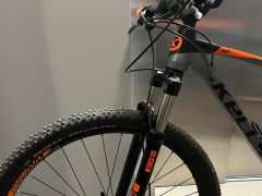 Zánovní Kellys Gate 30 29kola , Shimano XT, pevné osy