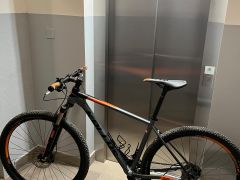 Zánovní Kellys Gate 30 29kola , Shimano XT, pevné osy