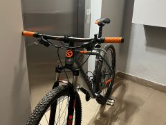 Zánovní Kellys Gate 30 29kola , Shimano XT, pevné osy