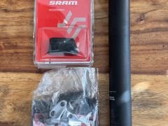 Sedlovka RockShox Reverb AXS  31,6mm