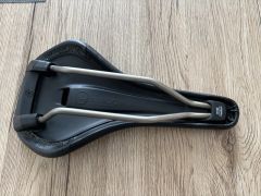Nové Ergon Sedlo SM Pro Men Stealth S/M