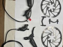 Predám brzdy Sram Code RS +kotúce+náhradne diely