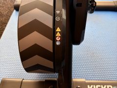 Wahoo kickr core 2 - zaruka, ~100km
