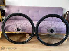 Giant PR2 Disc Tubeless