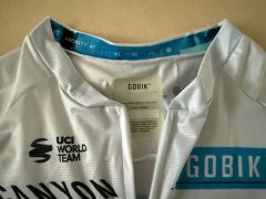 Dres Movistar + Vesta