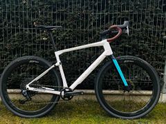 BMC URS 01, Sram Force eTap AXS 1x12sp