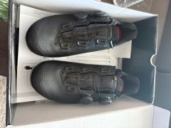 Cestné tretry force