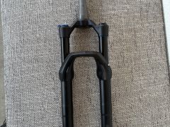 Odpružená vidlica 29Mig málo jazdená