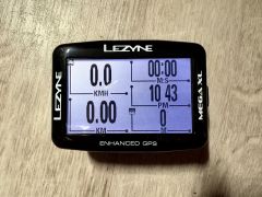 Cyklonavigace Lezyne Mega XL + HR pás - v záruce, originální balení