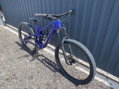 Trek Fuel Exe 9.5 veľkosť L, Carbon, iba 800km