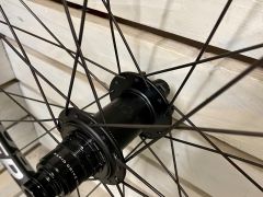 Bontrager Line Comp 30 TLR Boost 29