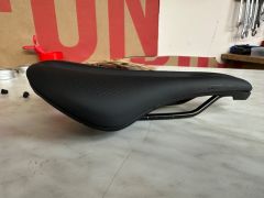 Nové sedlo Trek Verse comp