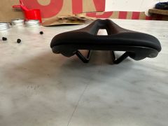 Nové sedlo Trek Verse comp