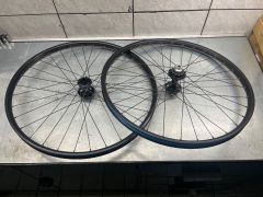 Reverse Base Light 26"