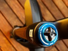 Fox 38 Factory Grip2