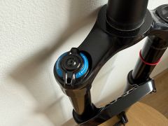 RockShox Revelation RC 2023 150mm, 29, tapered, málo jazdená, výborný stav