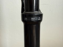 RockShox Revelation RC 2023 150mm, 29, tapered, málo jazdená, výborný stav