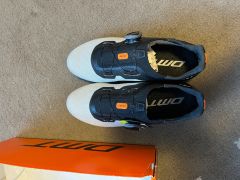 DMT KR4 cestné tretry 39