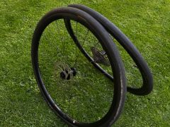 Giant PR2 Disc Tubeless